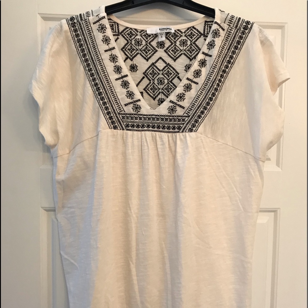 Sonoma embroidered top